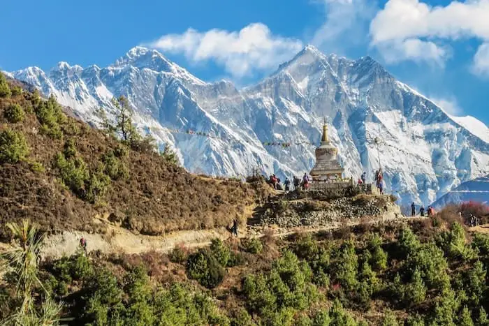 Trekkers on the way to Everest Base Camp