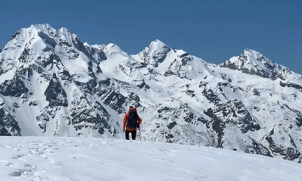 Trekking at 6000m in Nepal