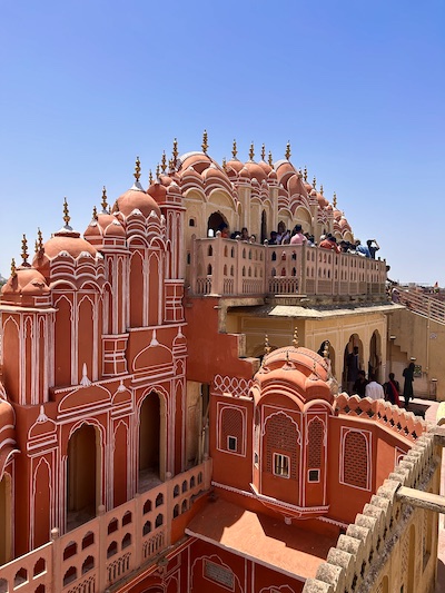 People in Hawa Mahal Jaipur, Exterior of Hawa Mahal