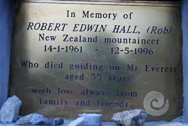 Rob Hall Memorial plaque